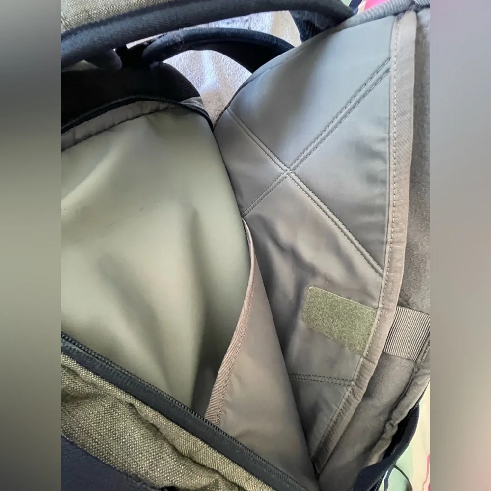Timbuk2 Heather Gray Everyday Backpack with Navy Accents